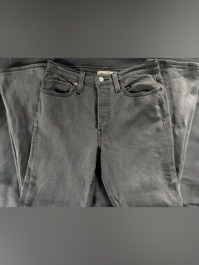 Levi’s Women’s Wedgie Straight PETITE